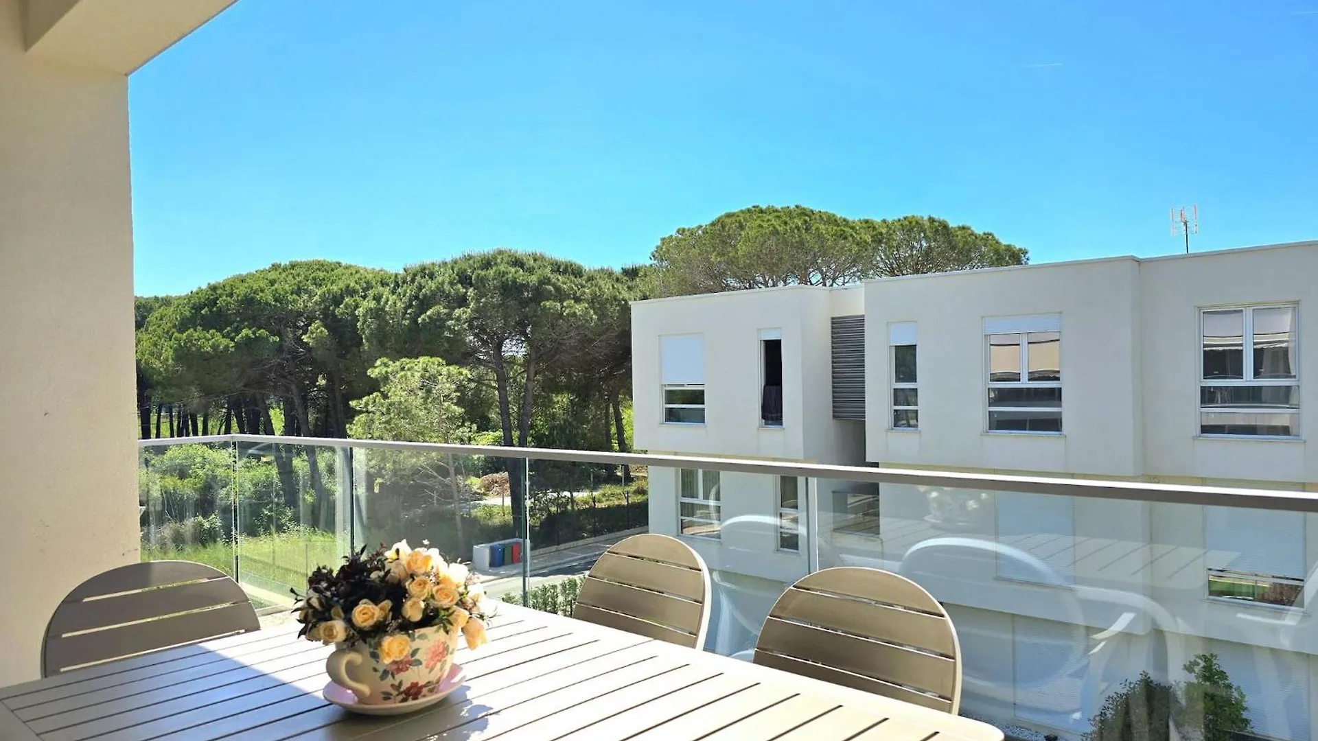 Appartement Relaxing Holiday Home With Balcony Plazhi San Pietro