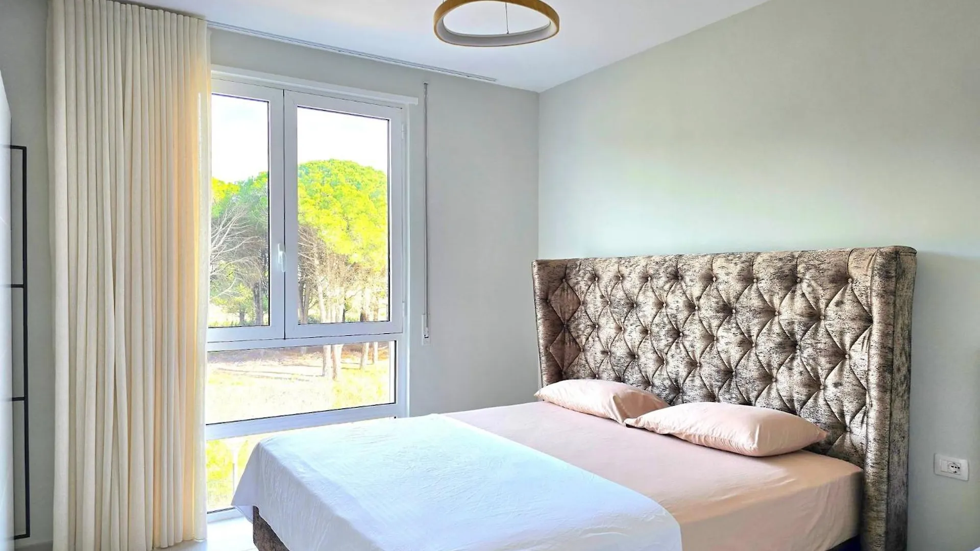 Relaxing Holiday Home With Balcony Plazhi San Pietro 0*,  Albanie